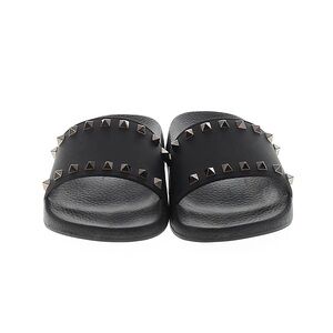Stylish Black Valentino Garavani autentic sandal